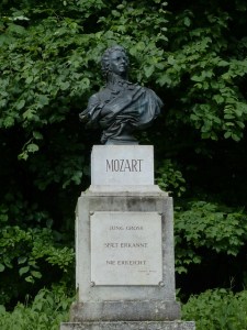 mozart-123050_640